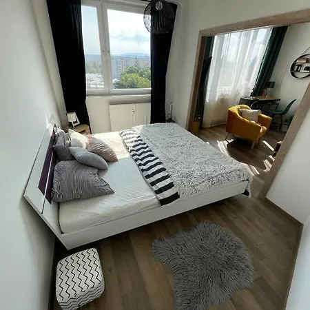 1-izbovy Košice